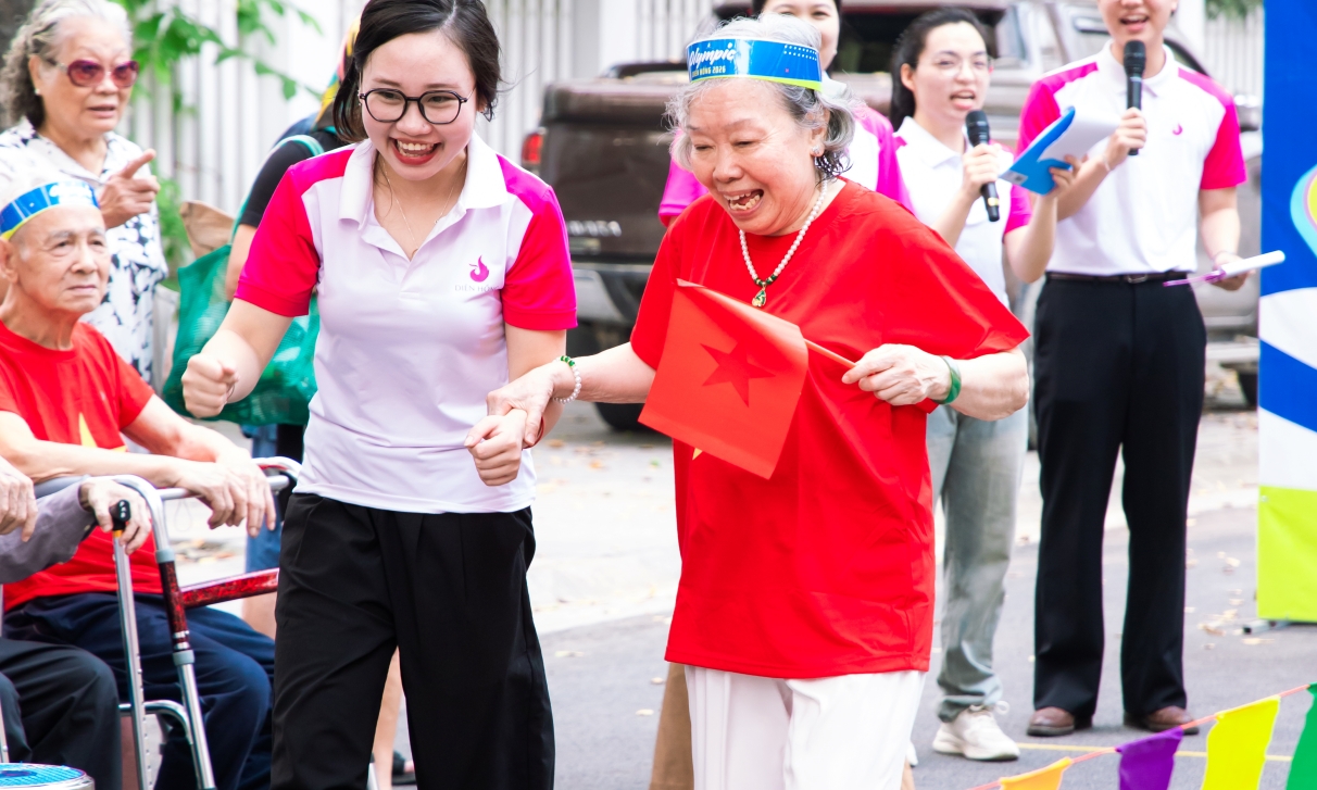 Đại hội thể thao ở viện dưỡng lão Diên Hồng