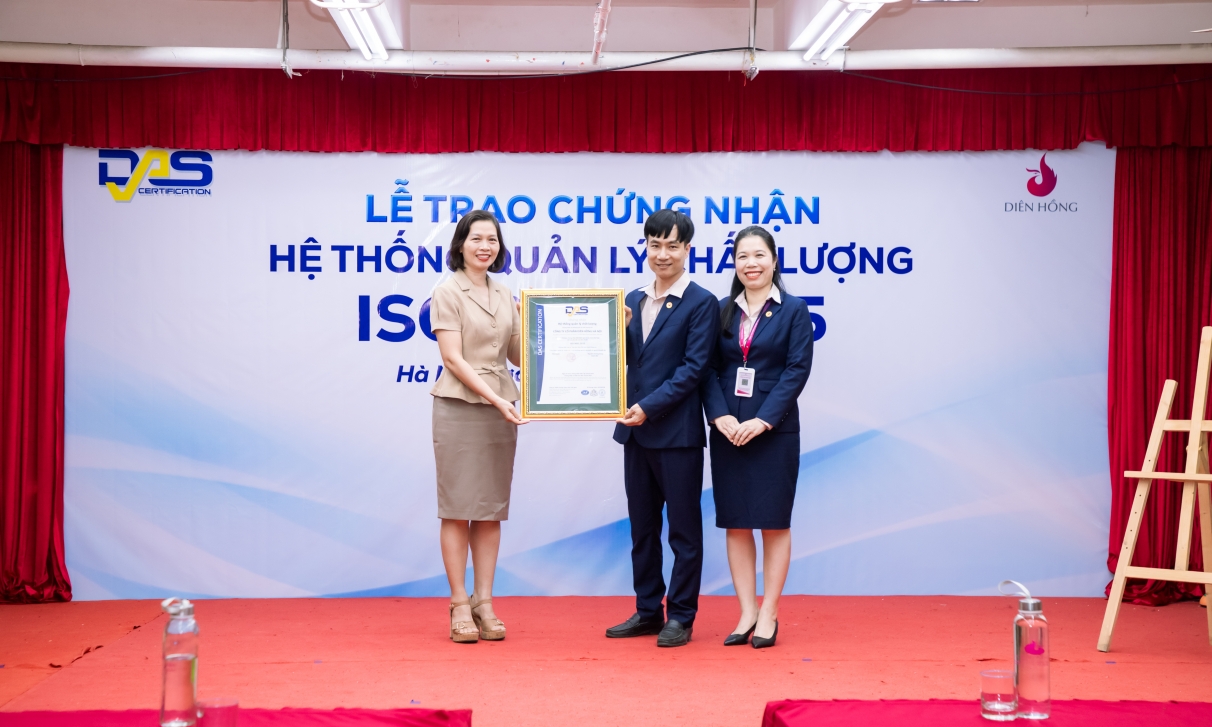 Diên Hồng nhận chứng nhận ISO 9001:2015
