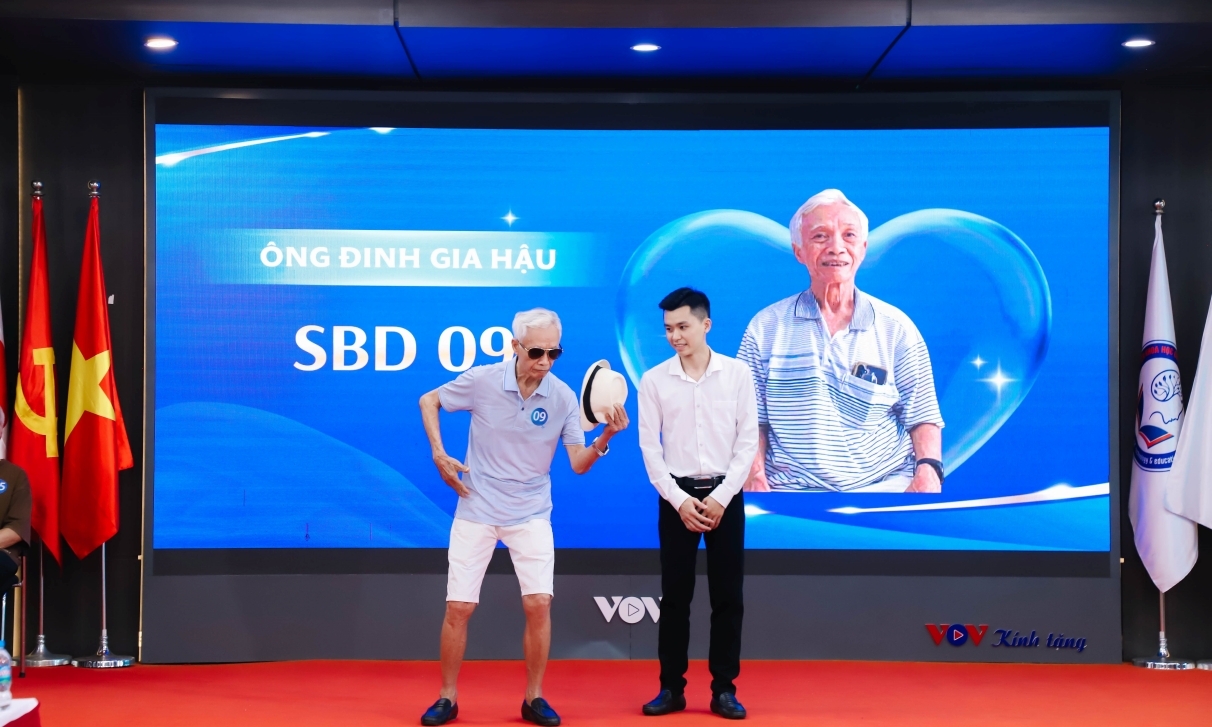 hoạt động chăm sóc tinh thần người cao tuổi tại Diên Hồng