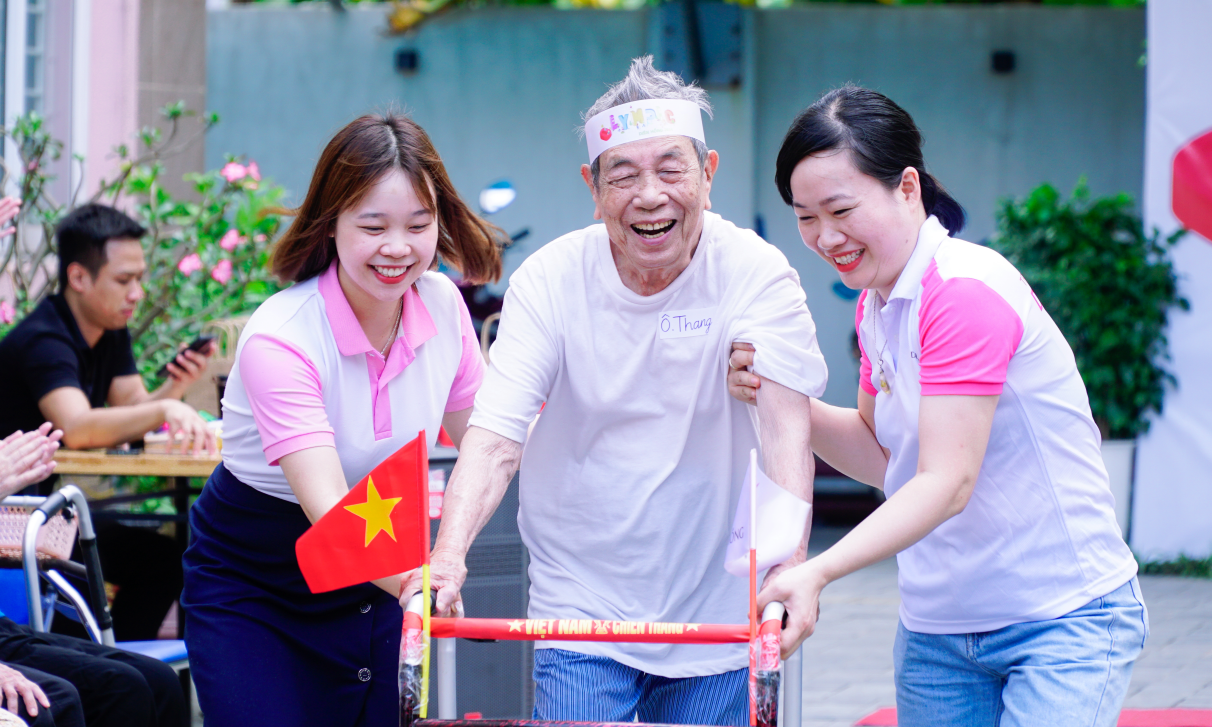 Mất cơ ở người cao tuổi