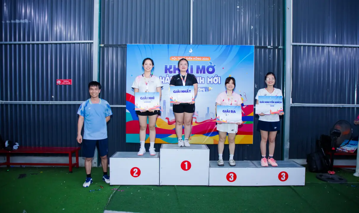 Trao giải hạng mục đơn nữ