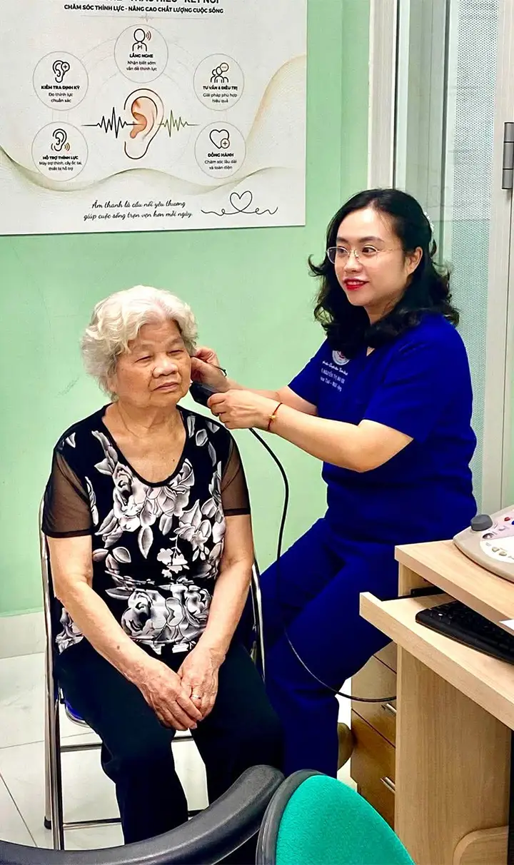 Khám thính lực cho người cao tuổi