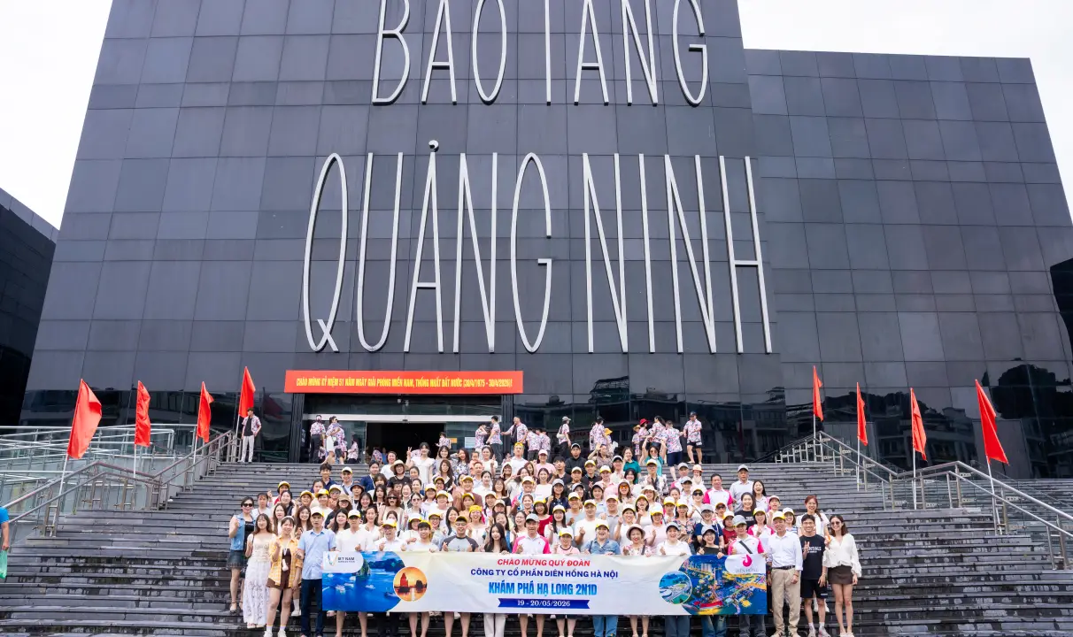 Cán bộ nhân viên Diên Hồng tham quan Bảo tàng Quảng Ninh