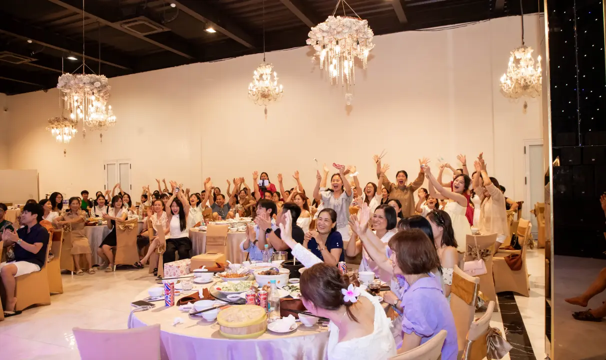 Gala Dinner trong chương trình du lịch Diên Hồng 2026
